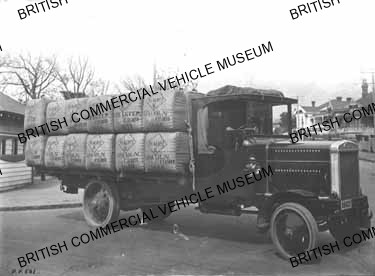 Leyland 4 ton / J J Craigs / LPF0581