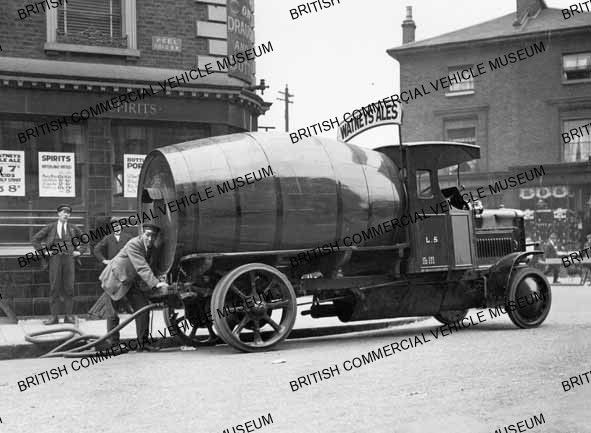 Leyland RAF type / Watneys Ales / LPF1174