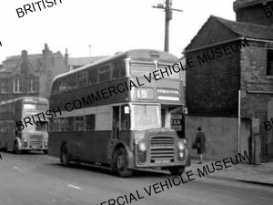 Leyland Titan PD3A / 2 / Bradford Corporation, 253 / MAT0034q
