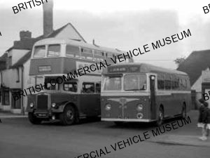 Leyland PD2 / 12 and Tiger Cub / Stratford Blue, 21 and 42 / MAT0048q