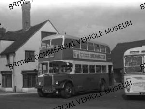 Leyland Titan PD2 / 12 / Stratford Blue, 25 / MAT0051q