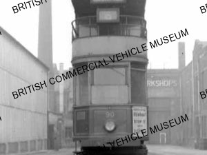 Tram / Bradford, 90 / MAT0069q