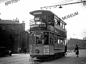Tram / Bradford, 143 / MAT0077q