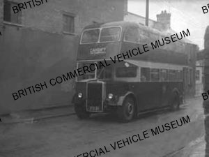 Leyland Titan PD2 / 40 / Caerphilly 24 / MAT2105q