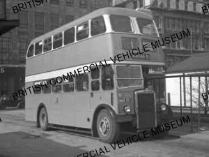 Leyland Titan PD2 / 12 / Manchester Corporation, 3311 / MAT2140q