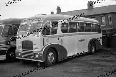 Leyland Tiger PS2 / 3 / Dean, Newton, Heath / MAT2205q