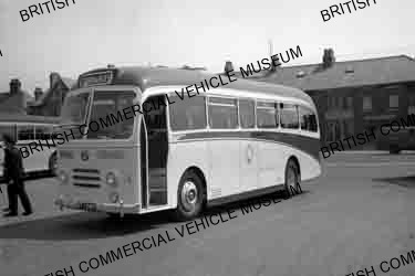 Leyland Tiger Cub PSUC1 / 2 / Walls, Wigan / MAT2218q