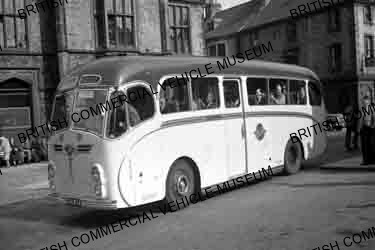 Leyland Royal Tiger PSU1 / 15 / Scout / MAT2230q
