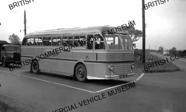 Leyland Royal Tiger PSU1 / 11 / Skill's, Nottingham / MAT2259q