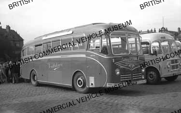 Leyland Royal Tiger PSU1 / 16 / Southdown, 1677 / MAT2280q