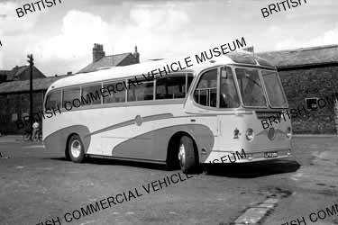 Leyland Tiger Cub PSUC1 / 2 / Duple Elizabethan C41C / MAT2369q