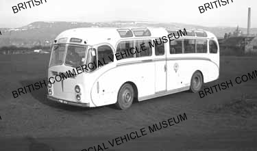 Leyland Royal Tiger PSU1 / 15 / Wallace Arnold / MAT2653q