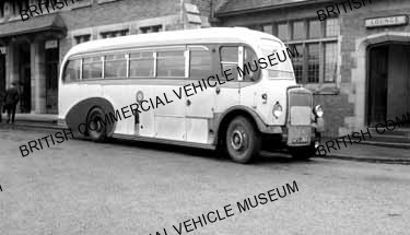 Leyland Tiger PS1 / 1 / Applewhite,Torsley / MAT2674q