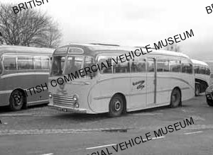 Leyland Royal Tiger PSU1 / 16 / Stretford Motors, Stretford / MAT2698q