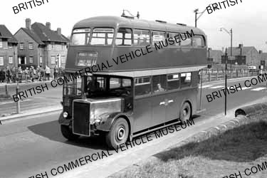 Leyland Titan PD2 / 11 / Leeds Corporation, 205 / MAT2755Nq