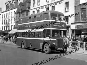 Leyland Titan PD2 / 12 / Stockton Corporation, 27 / MAT2815q