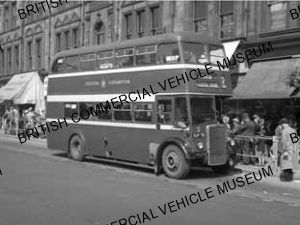 Leyland Titan PD2 / 12 / Stockton Corporation, 2 / MAT2816q