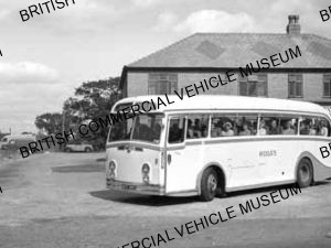Leyland Royal Tiger PSU1 / 15 / Hoyle, Haslingden / MAT2976q