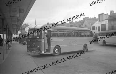 Leyland Tiger Cub PSUC1 / 2 / Pennine, Gargrave / MAT6084q