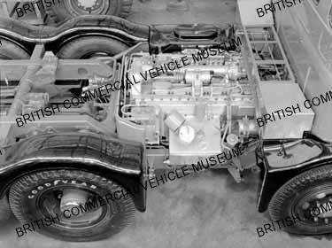 Scammell Trunker Mk I / For Shell Mex and BP / S04978Ba