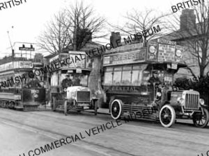 LGOC B-type and Daimler CC / LGOC (B1353 and 161) and MET (tram) / AEB00494a
