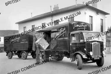 AEC Matador / Timothy Whites and Taylors / AEL02505a