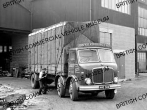 AEC Mustang / John Walker (Barnsley) Ltd / AEP17087a