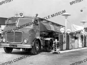 AEC Mercury tractor unit / Shell-Mex and B.P. Ltd / AEP20405a