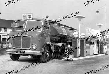AEC Mercury tractor unit / Shell-Mex and B.P. Ltd / AEP20405a
