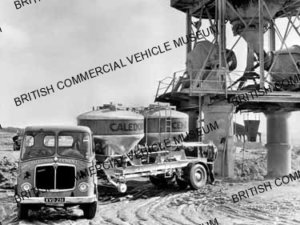 AEC Mk.V tractor unit / Clelland under contract to Caledonian Cement / AEP21592a