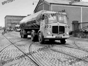 AEC Mandator tractor unit / AEP35058a