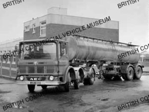 AEC Mammoth Minor tractor unit / James Hemphill Ltd., Glasgow / AEP38967a