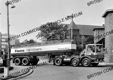AEC tractor unit / Fisons Fertilizers / AEP41944a