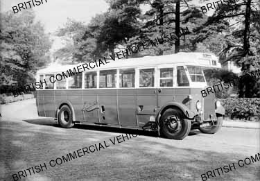 Leyland Lion LT5A / Autocar Services Ltd / L014765q