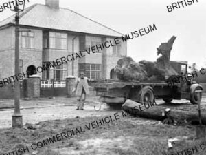 Leyland Cub KG / C Miller, Preston / L015450a