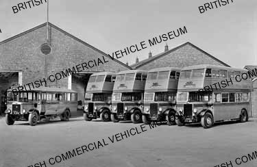 Leyland Titan TD5 (4) & PLSC / J Fishwick & Sons / L020001a