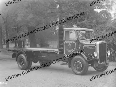 Leyland Lynx DZ3 / Peter Walker and Son, Warrington, No.51 / L022301