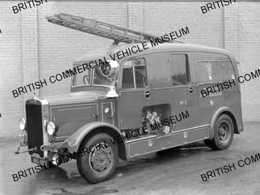 Leyland FK7 / Oldham Fire Brigade / L022416q