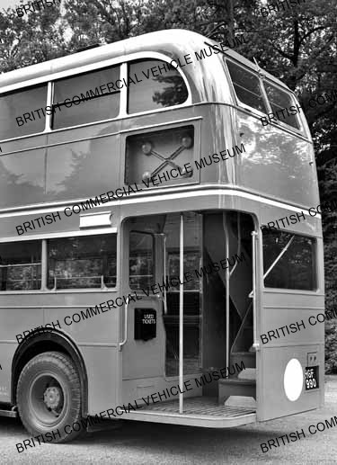 Leyland Titan PD1 / London Transport STD112 / L030926a