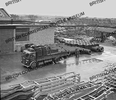 Leyland Beaver / Frank Walter & Co., Manchester / L037260a