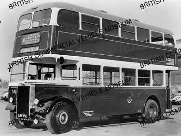 Leyland Titan PD2 / 12 / Portsmouth Corporation / L052427a