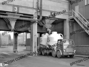 Leyland Octopus / ICI Salt / L056876a