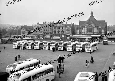 Leyland Tiger Cub / Smiths Tours Wigan / L058327a