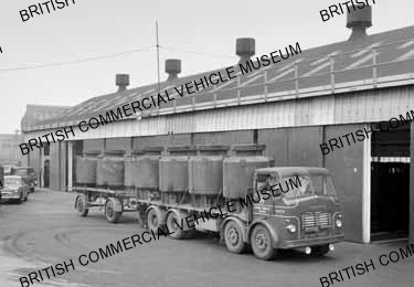 Leyland Octopus & trailer / ICI Chemicals Division / L059308a