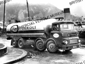 Leyland Octopus / Pfizer Chemicals / L074246a