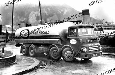 Leyland Octopus / Pfizer Chemicals / L074246a