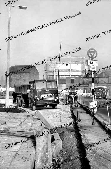 Leyland Hippo / Lancashire County Council / L076502a