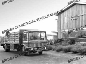 Leyland Freightline Beaver / J W Lees & Co (Brewers) Ltd., Manchester / L081187a