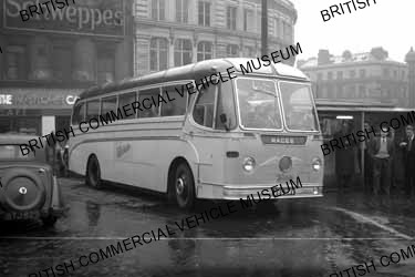 Leyland Tiger Cub PSUC1 / 2 / Venture, Hendon / MAT4190q