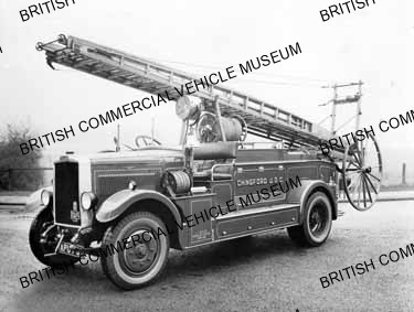 Leyland Cub FK2 / Open Fire Engine with wheeled escape / Chingford UDC / L013620q